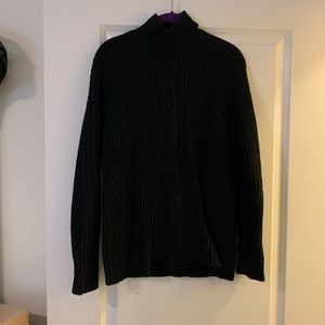 lululemon size 6 turtle neck sweater